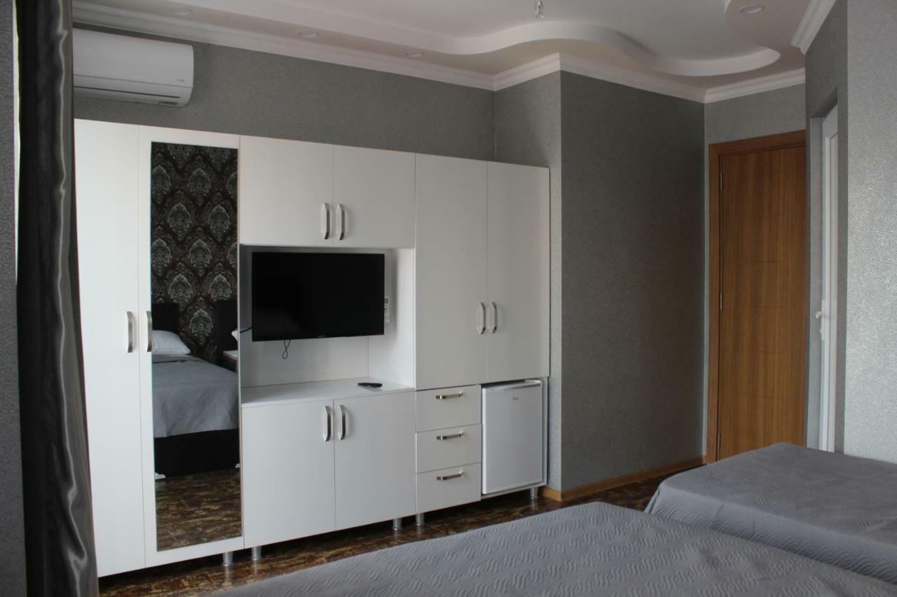 Union Hotel Batumi Kültér fotó