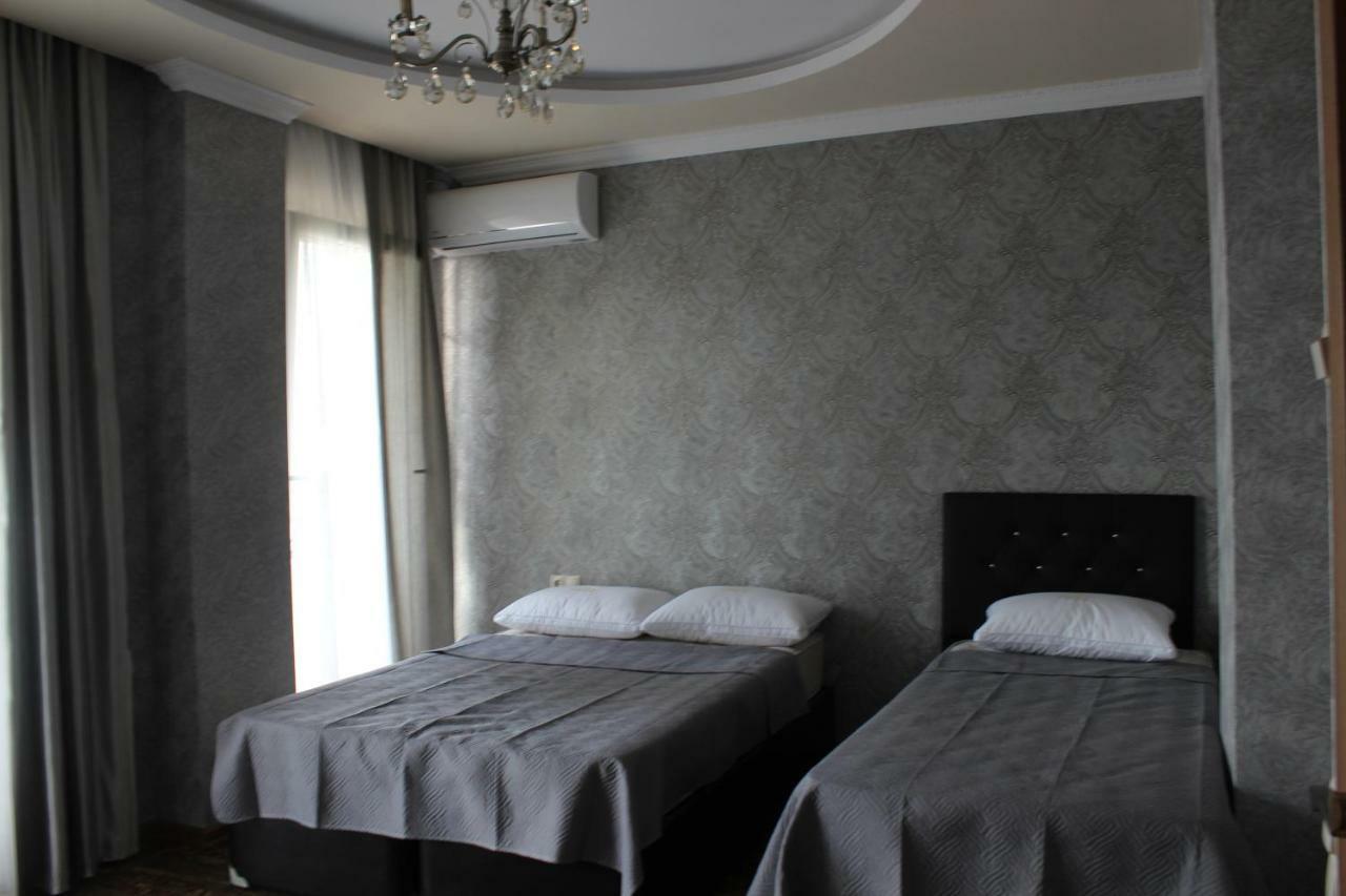 Union Hotel Batumi Kültér fotó