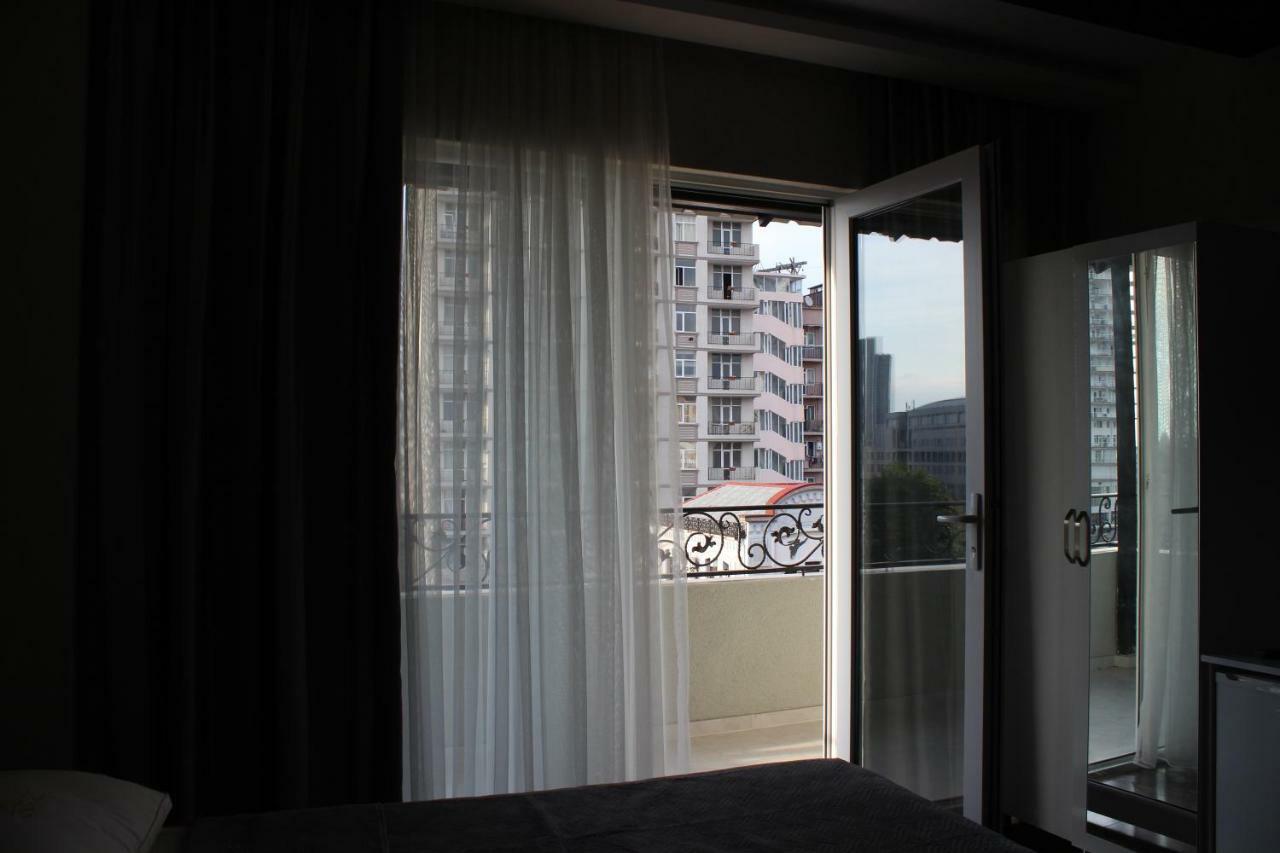 Union Hotel Batumi Kültér fotó