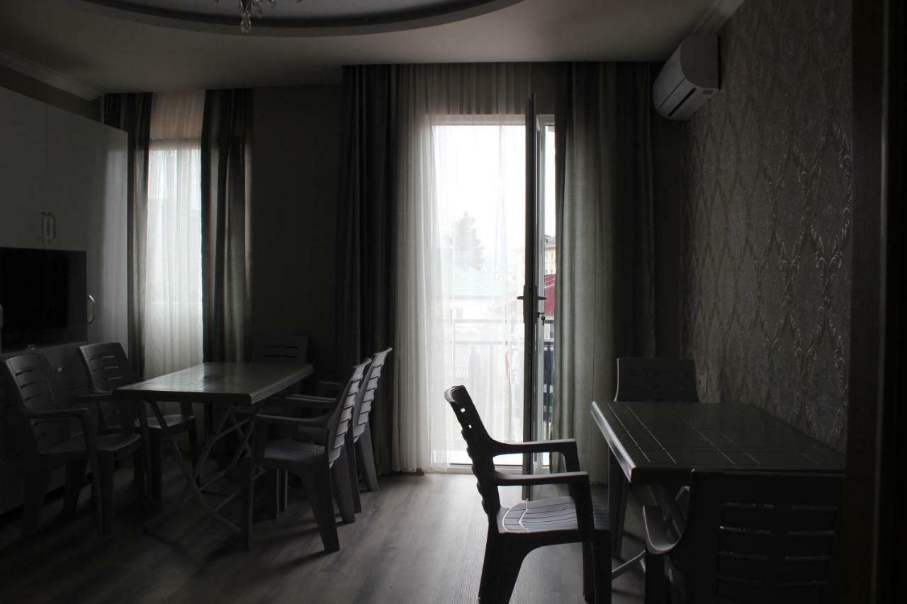 Union Hotel Batumi Kültér fotó