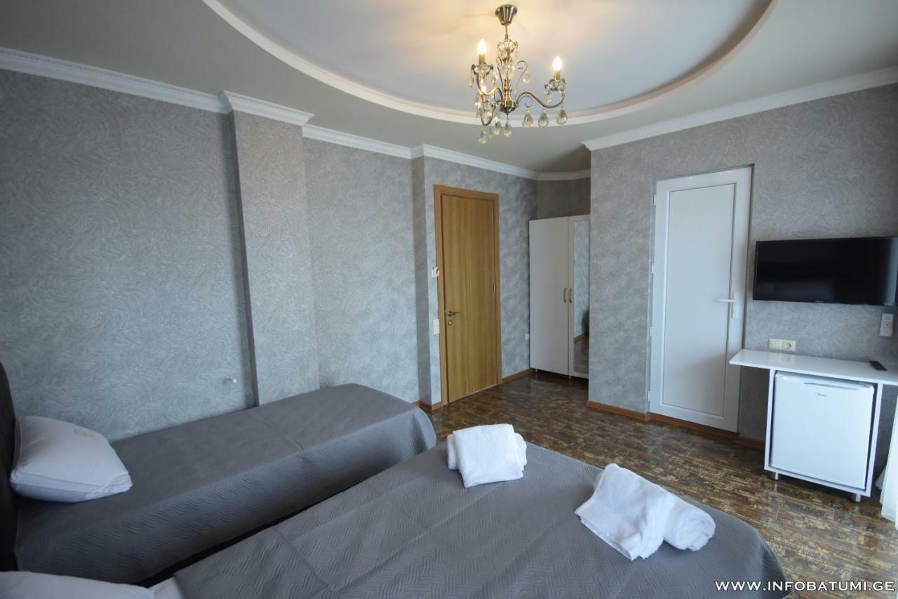 Union Hotel Batumi Kültér fotó