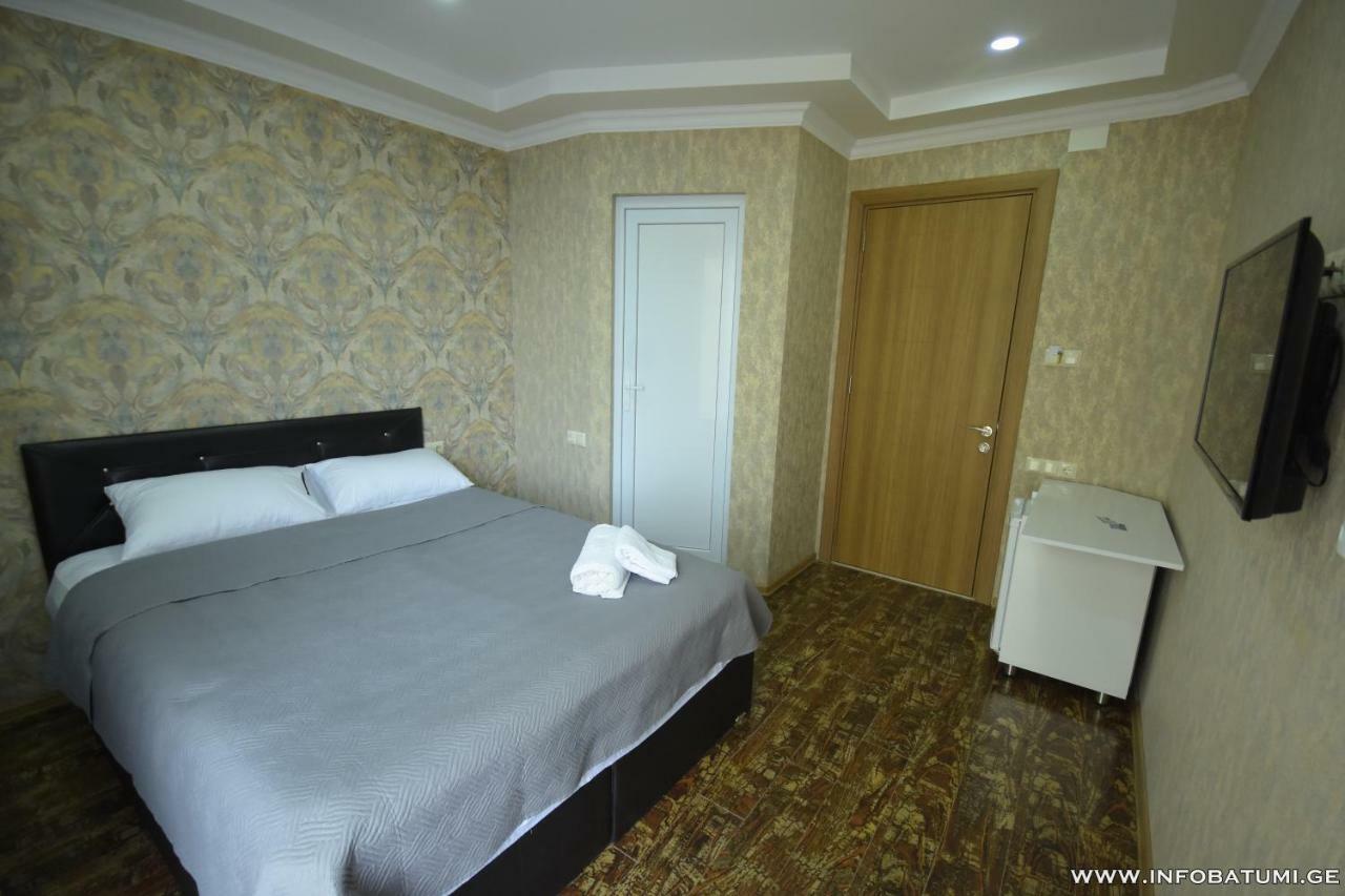 Union Hotel Batumi Kültér fotó